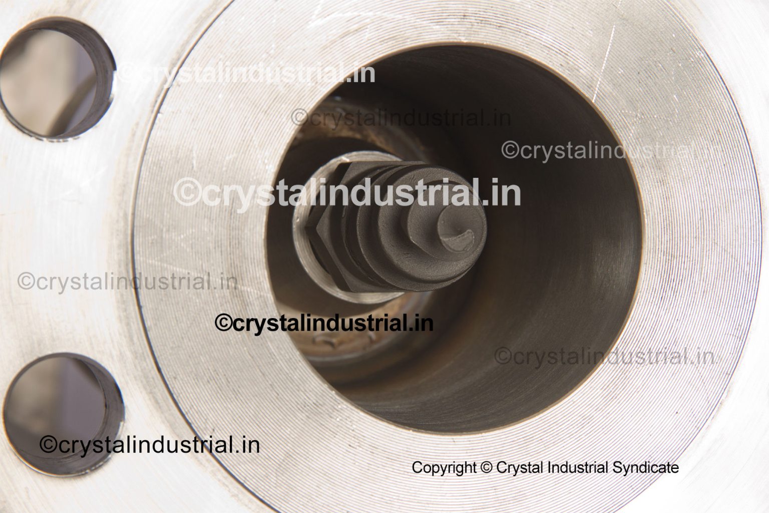 Retractable injection quills types and materials Injection quills